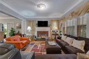 405 SW 11th Ave, Miami, FL 33130 - Photo 2