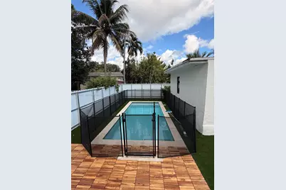 6848 N Miami Ave, Miami, FL 33150 - Photo 12