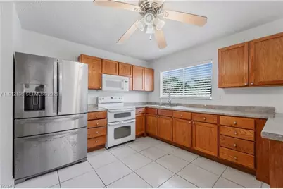 4056 S Edgewater Circle, Other City - In The State Of Florida, FL 33935 - Photo 10