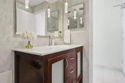 401 Ocean Dr #319, Miami Beach, FL 33139 - Photo 8