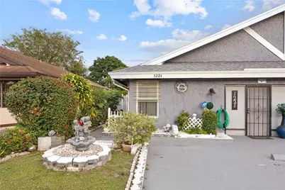 1221 SW 75th Ave, North Lauderdale, FL 33068 - Photo 2