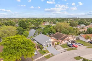 1221 SW 75th Ave, North Lauderdale, FL 33068 - Photo 22