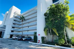1650 NE 115th St, Miami, FL 33181 - Photo 20