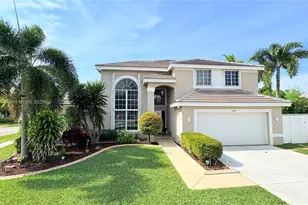 1002 NW 182nd Way, Pembroke Pines, FL 33029 - Photo 4