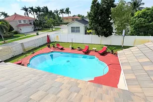 1002 NW 182nd Way, Pembroke Pines, FL 33029 - Photo 36