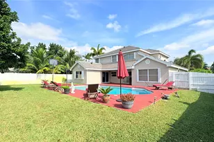 1002 NW 182nd Way, Pembroke Pines, FL 33029 - Photo 6