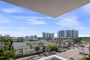 7928 West Dr, North Bay Village, FL 33141 - Photo 18