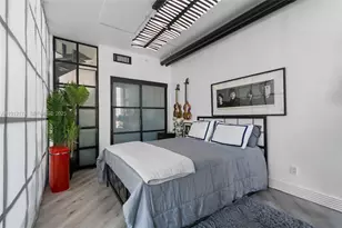 690 SW 1st Ct, Miami, FL 33130 - Photo 12