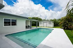 19450 SW 125th Ave, Miami, FL 33177 - Photo 12