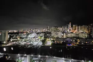 300 Bayview Dr, Sunny Isles Beach, FL 33160 - Photo 4