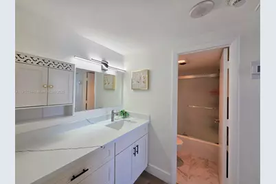 300 Bayview Dr #1611, Sunny Isles Beach, FL 33160 - Photo 44