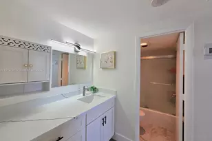 300 Bayview Dr, Sunny Isles Beach, FL 33160 - Photo 44