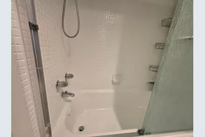 300 Bayview Dr #1611, Sunny Isles Beach, FL 33160 - Photo 42