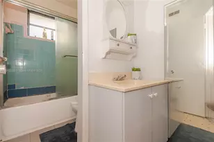 1155 NE 110th St, Miami, FL 33161 - Photo 16