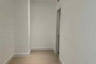 881 Ocean Dr, Key Biscayne, FL 33149 - Photo 8