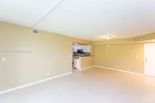 5721 Riverside Dr, Coral Springs, FL 33067 - Photo 10