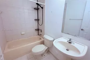 2243 NW 135th Terrace, Opa-Locka, FL 33054 - Photo 10