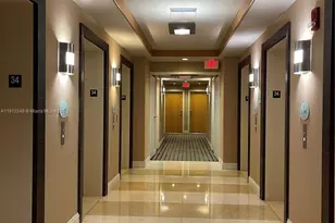 244 Biscayne Blvd, Miami, FL 33132 - Photo 6