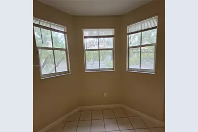 1666 SE 27th Ct #205, Homestead, FL 33035 - Photo 8