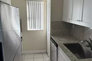 15630 SW 80th St, Miami, FL 33193 - Photo 4