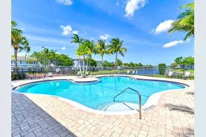 3506 NW 13th St, Lauderhill, FL 33311 - Photo 14