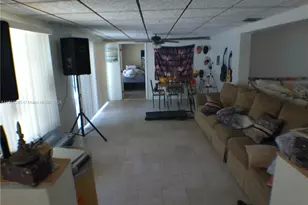 8835 NE 9th Ct, Miami, FL 33138 - Photo 40