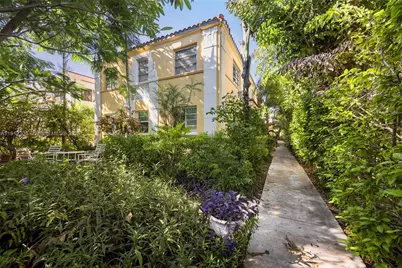 846 Jefferson Ave #3, Miami Beach, FL 33139 - Photo 2