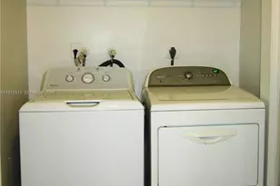 18890 NW 57th Ave, Hialeah, FL 33015 - Photo 16