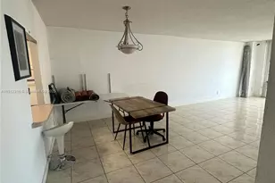 19390 Collins Ave, Sunny Isles Beach, FL 33160 - Photo 6