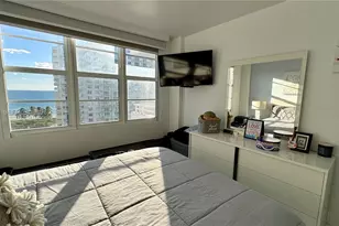 5700 Collins Ave, Miami Beach, FL 33140 - Photo 20