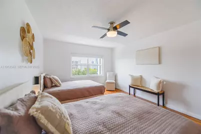 400 Diplomat Pkwy #704, Hallandale Beach, FL 33009 - Photo 22