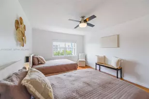 400 Diplomat Pkwy, Hallandale Beach, FL 33009 - Photo 22
