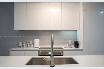 700 NE 24th St #5304, Miami, FL 33137 - Photo 6