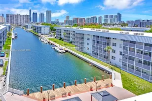 3551 NE 169th St, North Miami Beach, FL 33160 - Photo 14