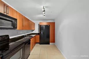 3000 S Ocean Dr, Hollywood, FL 33019 - Photo 18