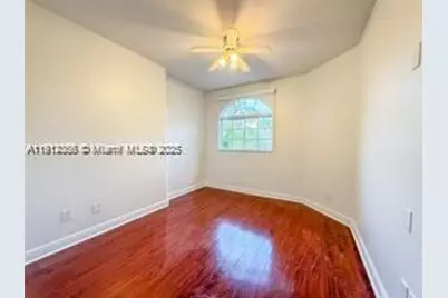 1621 Diplomat Dr, Miami, FL 33179 - Photo 46