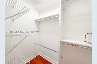 1621 Diplomat Dr, Miami, FL 33179 - Photo 6