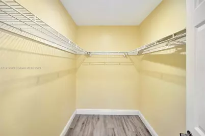 720 SE 15th St #1, Fort Lauderdale, FL 33316 - Photo 16