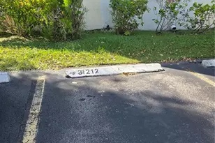 9433 Fontainebleau Blvd, Miami, FL 33172 - Photo 40
