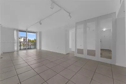 2457 Collins Ave #201, Miami Beach, FL 33140 - Photo 18