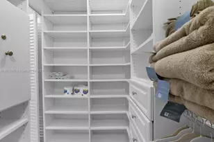 5077 NW 7th St, Miami, FL 33126 - Photo 14