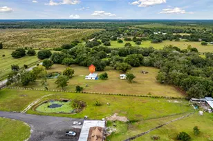 2404 Silver Lake Rd, Other City - In The State Of Florida, FL 33935 - Photo 10