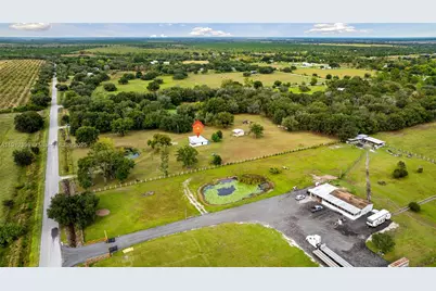 2404 Silver Lake Rd, Other City - In The State Of Florida, FL 33935 - Photo 12