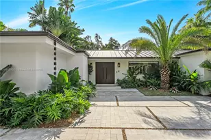 325 Gulf Rd, Key Biscayne, FL 33149 - Photo 1