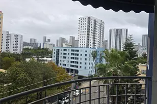 546 SW 1st St, Miami, FL 33130 - Photo 1