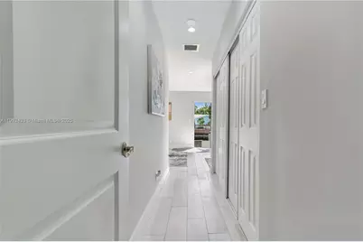 1436 NE 57th St, Fort Lauderdale, FL 33334 - Photo 14