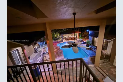 6879 NW 65th Terrace, Parkland, FL 33067 - Photo 18