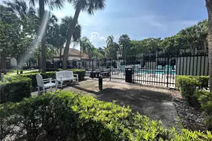 540 S Park Rd, Hollywood, FL 33021 - Photo 30