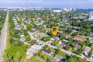 10845 Peachtree Dr, Miami, FL 33161 - Photo 34