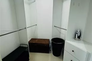 475 Brickell Ave, Miami, FL 33131 - Photo 8